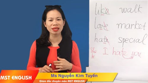 Trung tâm tiếng Anh MST English hoạt động không phép tại 3 cơ sở đào tạo suốt 2 năm qua, giáo viên Kim Tuyến không trình được văn bằng chứng chỉ ngoại ngữ.