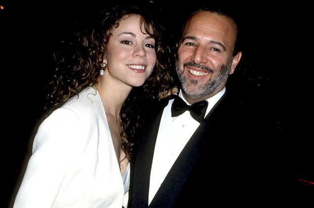 Mariah gặp gỡ và kết hôn với tỷ phú Tommy Mottola, người giúp cô lên đỉnh cao của danh vọng.