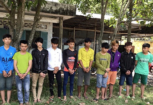 C&aacute;c thanh ni&ecirc;n tham gia vụ hỗn chiến. Ảnh: C&ocirc;ng an cung cấp.