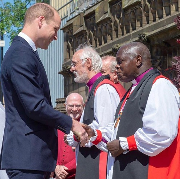 
William trong lễ tưởng niệm c&aacute;c nạn nh&acirc;n vụ khủng bố ở Manchester năm ngo&aacute;i. Ảnh: Instagram.
