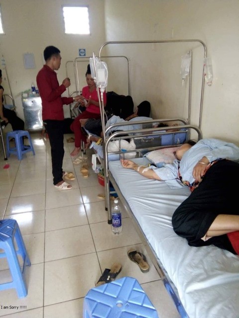 Bệnh viện đa khoa huyện Sông Mã trong tình trạng quá tải do số bệnh nhân ngày càng tăng.
