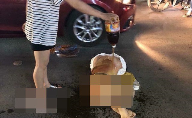 
Cô gái trẻ bị đánh ghen dã man ở Thanh Hóa.
