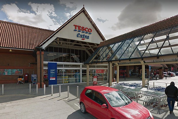 Siêu thị Tesco. Ảnh Daily Star