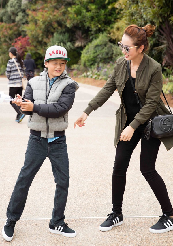 Jennifer Phạm và con trai Bảo Nam
