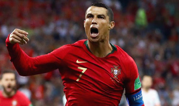 CR7 là cầu thủ số một thế giới hiện nay.