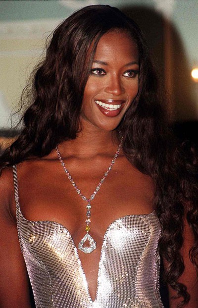 Si&ecirc;u mẫu Naomi Campbell từng được C&ocirc;ng nương Diana mời đến cung điện để ch&uacute;c mừng sinh nhật con trai. Ảnh: Telegraph.