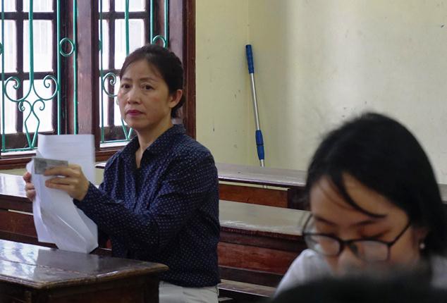 
Dù đã 50 tuổi nhưng chị Vân vẫn quyết tâm để bước chân vào giảng đường đại học.
