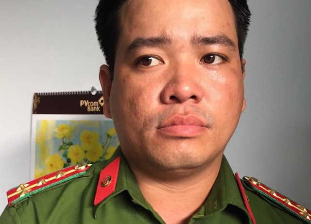 
Nguyễn Hoàng Hôn trong bộ quân phục cấp hàm đại uý. Ảnh: M.A.
