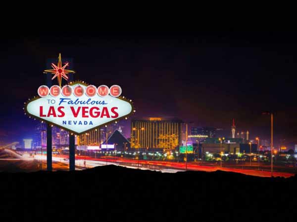 Hai du kh&aacute;ch Việt bị đ&acirc;m chết khi đến Las Vegas