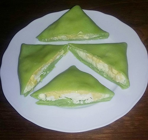 Bánh crepe sầu riêng. Ảnh: Thanh Lê