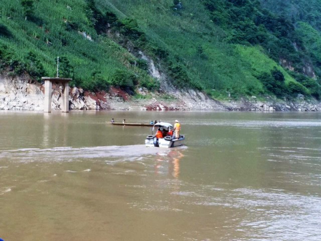 
Đoạn sông xảy ra tai nạn rất vắng thuyền qua lại.
