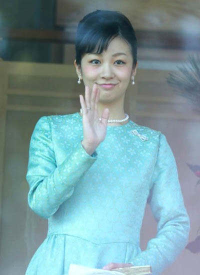 Tại các sự kiện của hoàng gia, Kako mặc thanh lịch theo phong cách thành viên trong hoàng tộc. Ảnh: Matometanews.