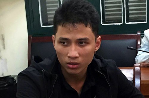 
Bị can Phạm Thanh Tùng khi bị bắt.
