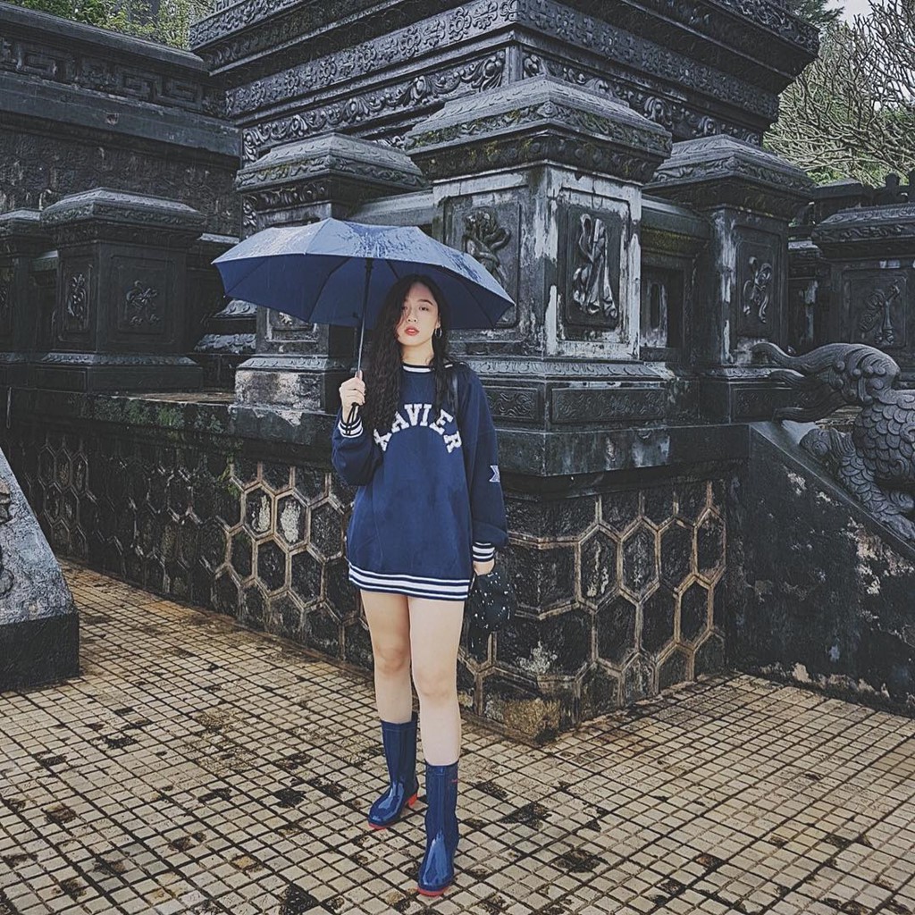 Hà My kể giai đoạn đầy cô áp dụng phương pháp ăn low carb và giảm được 6kg. Cảm thấy không thật sự hiệu quả, Hà My áp dụng chế độ ăn uống triệt để hơn: cắt hoàn toàn tinh bột và thịt, chỉ ăn rau củ cùng chế độ tập thể dục thể thao đều đặn mỗi ngày. “Thời điểm tặng hoa Tổng thống Trump em nặng 68kg. Sau đó vào dịp Tết nguyên đán em tăng lên 72kg. Em vẫn giữ số cân đó cho đến trước 2 tháng đăng kí tham gia Hoa hậu Việt Nam. Hiện tại, em nặng 62kg với chiều cao 1m73”- Hà My nói.