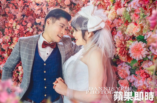 Tạ Y Kỳ chia sẻ: Cho d&ugrave; anh ấy lắp bắp, nhưng khoảnh khắc anh ấy quỳ xuống cầu h&ocirc;n, t&ocirc;i đ&atilde; v&ocirc; c&ugrave;ng x&uacute;c động