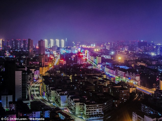 Thành phố nơi 2 đứa trẻ sinh sống.