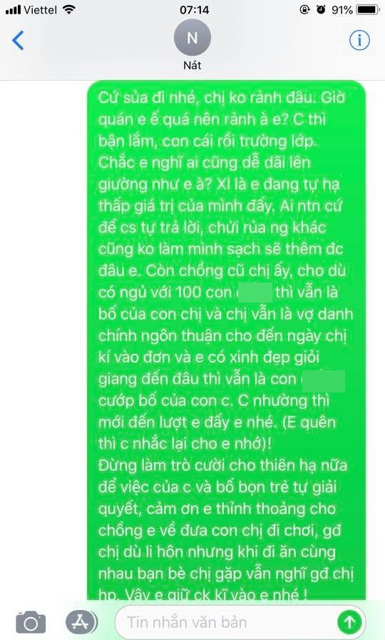 Đã mất chồng vào tay bồ trẻ hơn 16 tuổi, mẹ 2 con còn bị tiểu tam chửi bới giữa đêm vì chồng gửi trợ cấp nuôi con