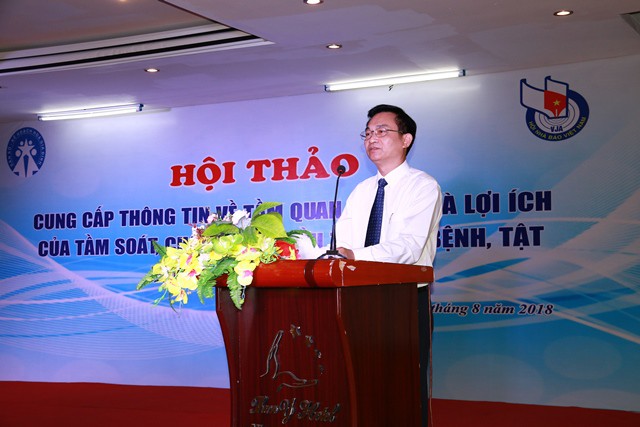 
Tiến sĩ Lê Cảnh Nhạc - Phó Tổng cục trưởng Tổng cục DS-KHHGĐ phát biểu, chỉ đạo hội thảo
