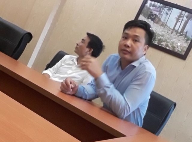 Hai đối tượng hành hung phóng viên Báo Gia đình Việt Nam tại Công ty TNHH Đầu tư Quốc tế Mai Linh.