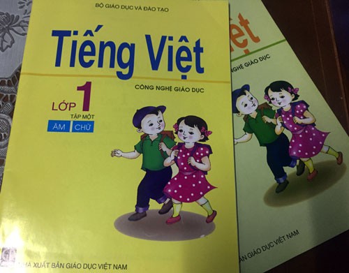 Sách Tiếng Việt Công nghệ Giáo dục lớp 1. Ảnh: Lê Nam.