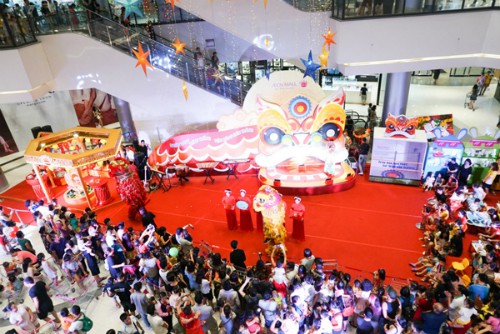 Aeon mall Long Biên với nhiều sự kiện hiện đại xen lẫn truyền thống đầy hấp dẫn.