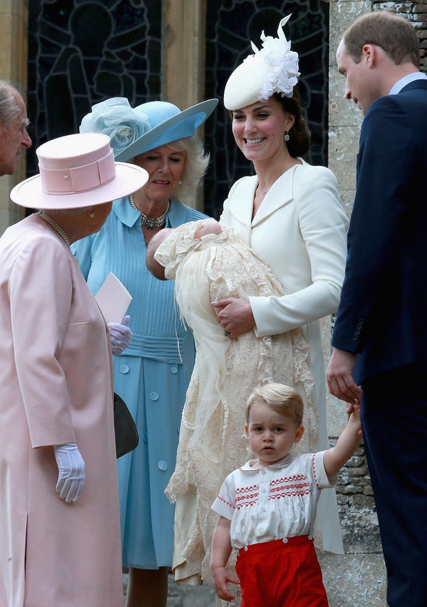 Hoàng tử William ngày bé còn gọi Nữ hoàng là Gary bởi vì anh nói chưa sõi, không thể phát âm được chữ Granny (bà nội).
