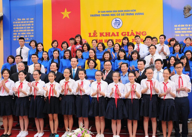 Chủ tịch nước Trần Đại Quang luôn dành sự tình cảm đặc biệt cho các cháu thiếu niên, nhi đồng và sự quan tâm sâu sắc tới sự nghiệp giáo dục nước nhà.