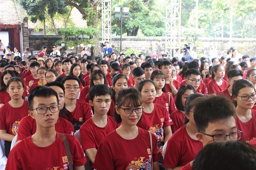 
Tân sinh viên 2018 đến từ các trường đại học tại Hà Nội.
