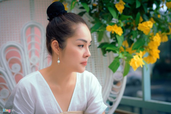 Dương Cảm Lynh rơi nước mắt nói về chuyện chia tay chồng đại gia.