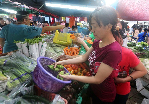 Bài toán chi tiêu hợp lý luôn làm cho các chị các mẹ đau đầu mệt mỏi (Ảnh minh họa)