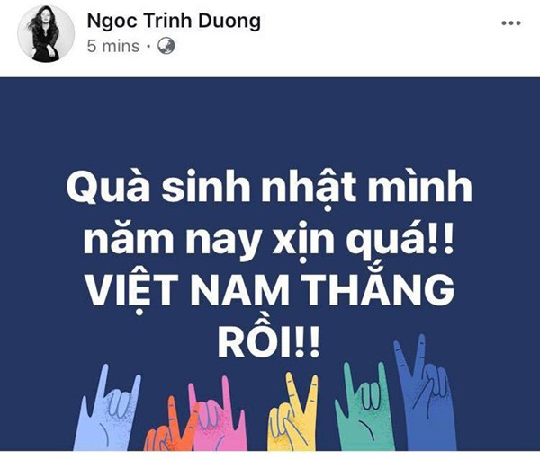 
BTV Ngọc Trinh hào hứng khoe quà sinh nhật xịn.
