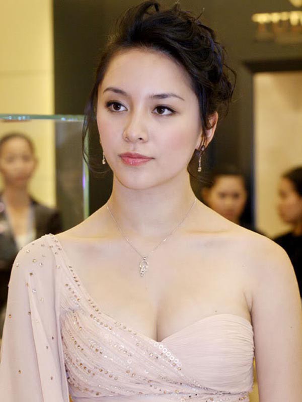 
Dương Trương Thi&ecirc;n L&yacute;
