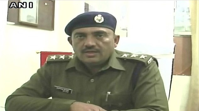 Cảnh sát trưởng Abhishek Garg tin rằng có ít nhất 4 nghi phạm đứng sau tội ác này.