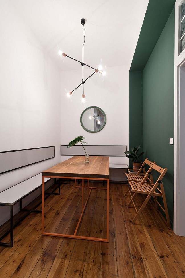 Khu vực ăn uống của căn hộ sinh viên độc đáo và ấm cúng.