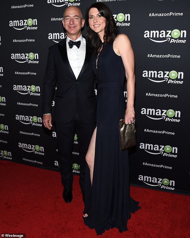 MacKenzie Bezos đã ở bên chồng khi ông đặt viên gạch đầu tiên xây dựng đế chế Amazon.