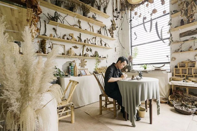 Chàng trai cảm thấy hài lòng khi được sống với niềm đam mê của mình.