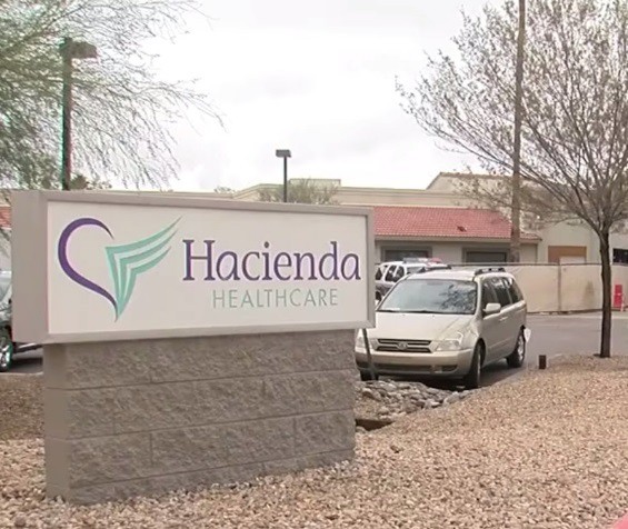 
Vụ việc xảy ra ở trung tâm điều dưỡng Hacienda, bang Arizona, Mỹ.

