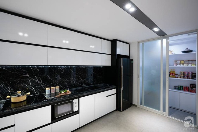 Góc bếp thiết kế đơn giản, gọn gàng.