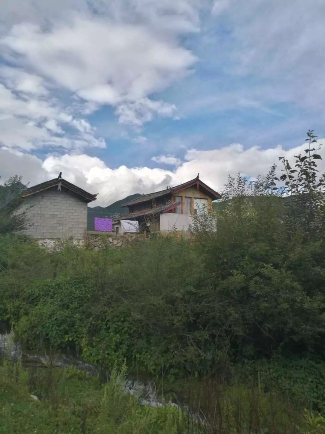 Ngôi nhà nhỏ yên bình.