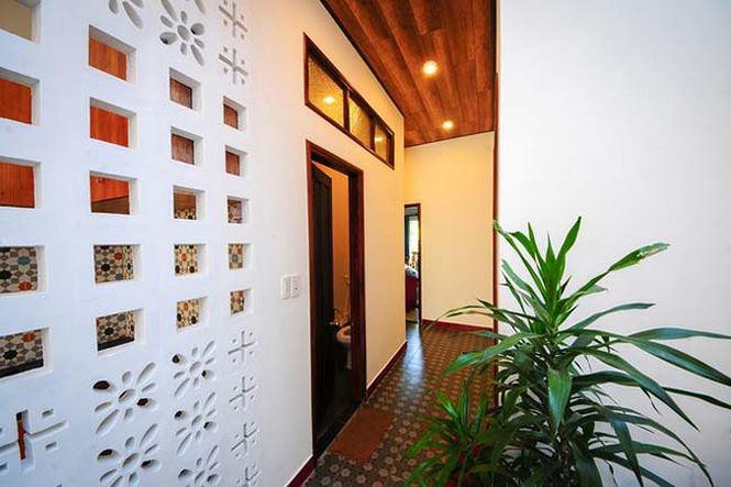 Nhà vệ sinh.