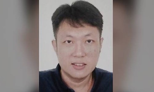 Tan Chuen Zin, 42 tuổi, bị bỏ t&ugrave; v&igrave; sắp xếp hai vụ kết h&ocirc;n giả. Ảnh: ICA.