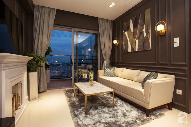 Không gian đẹp mê mẩn với gam màu tối sang trọng.