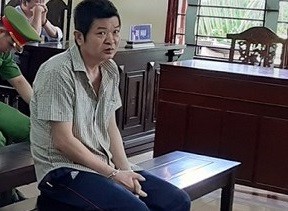 
Bị cáo Huỳnh Kim Thiện tại tòa.
