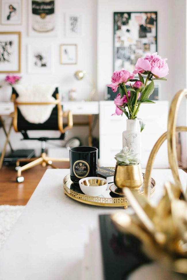 Các đồ dùng với kích thước nhỏ phù hợp với không gian của căn hộ.