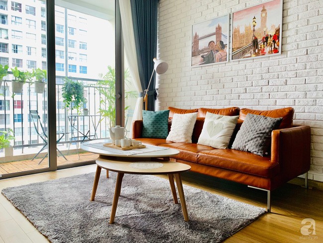 Không sử dụng những gam màu táo bạo, mỗi góc nhỏ trong căn hộ đều đẹp hiện đại và tinh tế nhờ sự chăm chút tận tâm của gia chủ.