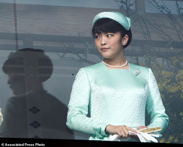 Công chúa Mako thường xuất hiện với phong cách thanh lịch, trang nhã.