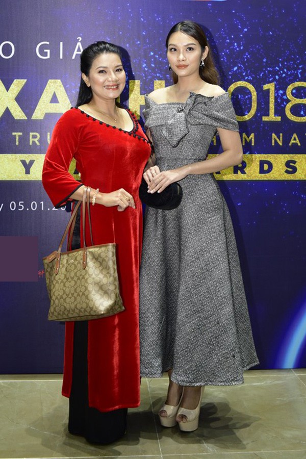 Mẹ con diễn viên Kiều Trinh - Thanh Tú.