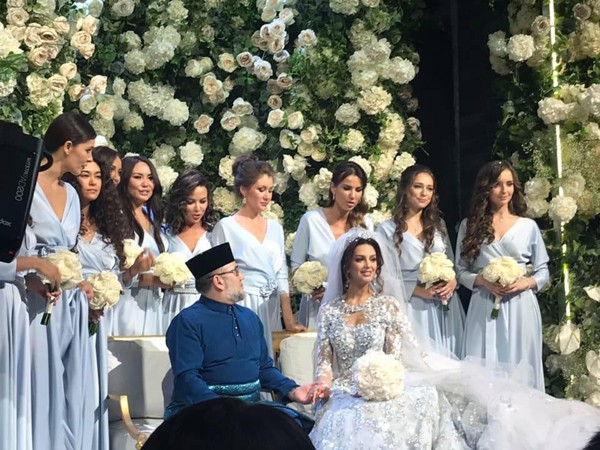 
Hình ảnh đám cưới của quốc vương Muhammad V diễn ra vào tháng 11/2018.
