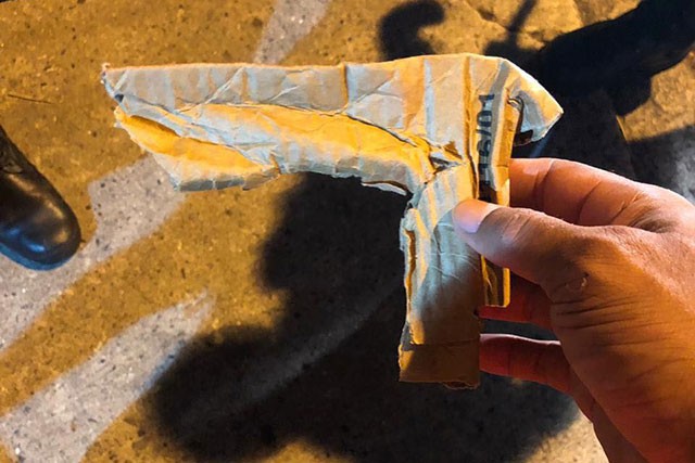 Khẩu s&uacute;ng giấy được t&ecirc;n cướp kỳ c&ocirc;ng thực hiện. Ảnh: NVCC.