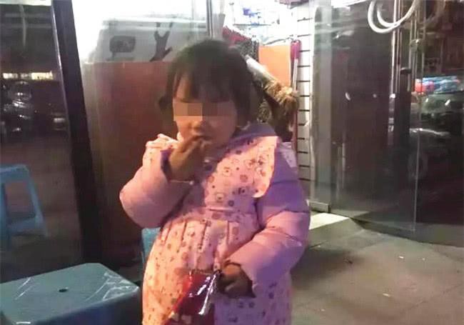 Ngồi cạnh hai bố con trên xe buýt, bà lão nghe đứa trẻ nói lên 3 từ này liền kinh hãi nhận ra sự thật đằng sau - Ảnh 3. Ngồi cạnh hai bố con trên xe buýt, bà lão nghe đứa trẻ nói lên 3 từ này liền kinh hãi nhận ra sự thật đằng sau - Ảnh 3.